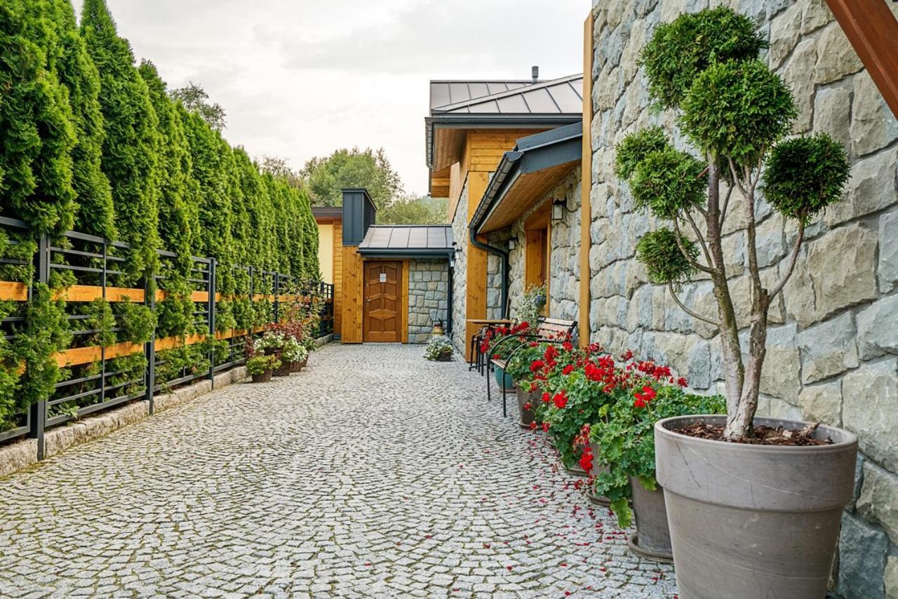 Villa Zrodlo & Spa Krynica Zdroj Buitenkant foto