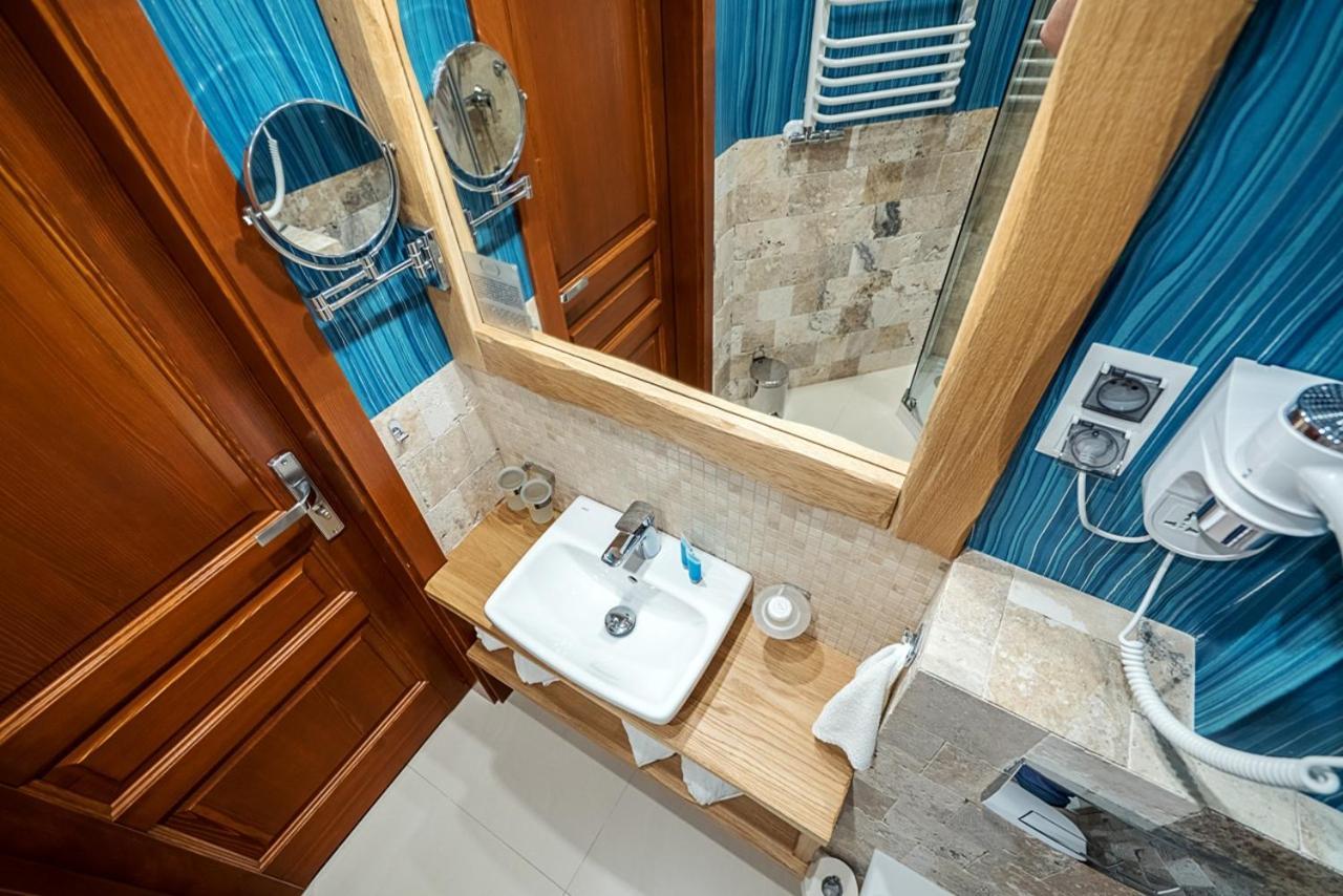 Villa Zrodlo & Spa Krynica Zdroj Buitenkant foto