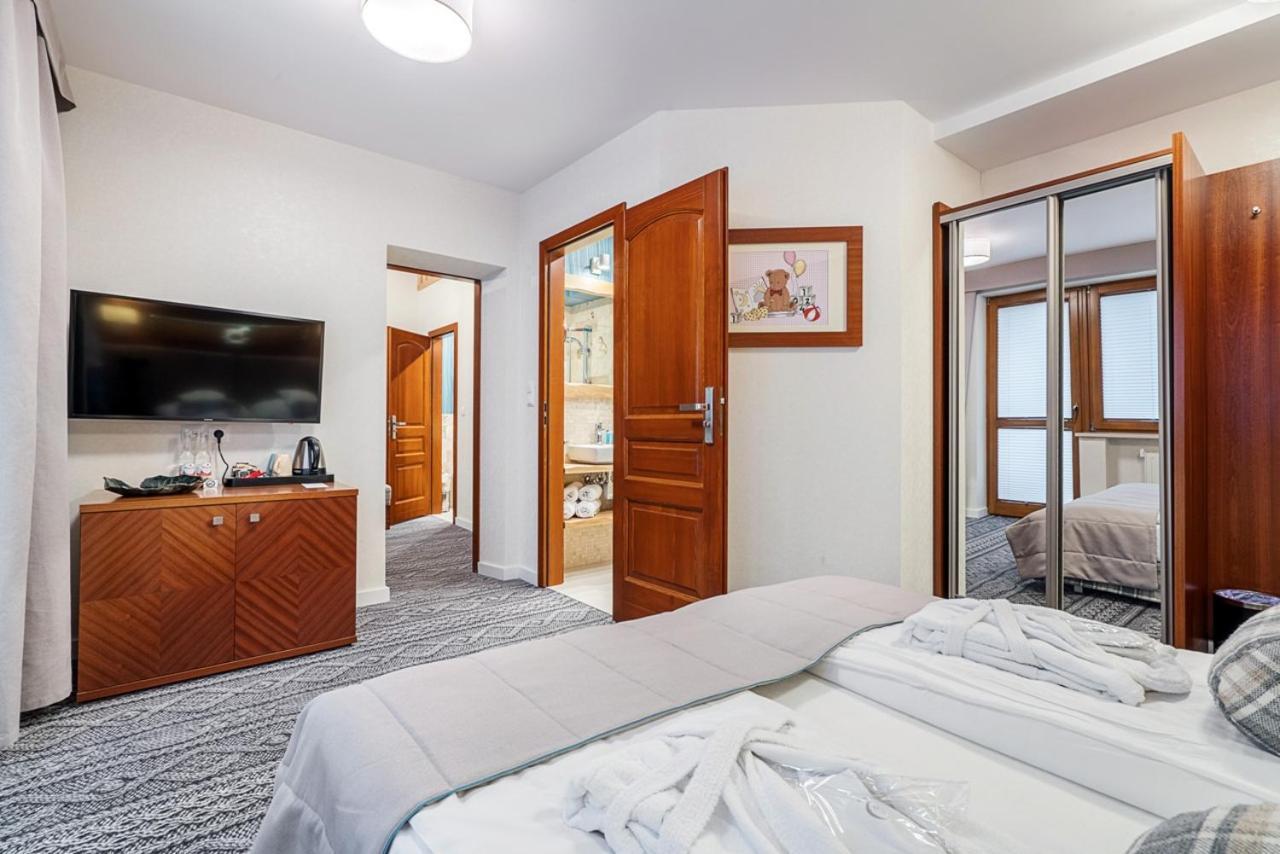 Villa Zrodlo & Spa Krynica Zdroj Buitenkant foto