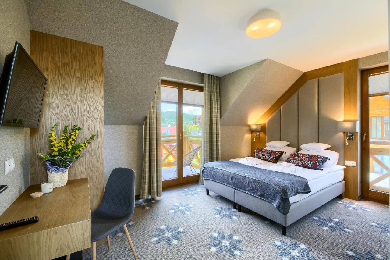 Villa Zrodlo & Spa Krynica Zdroj Buitenkant foto