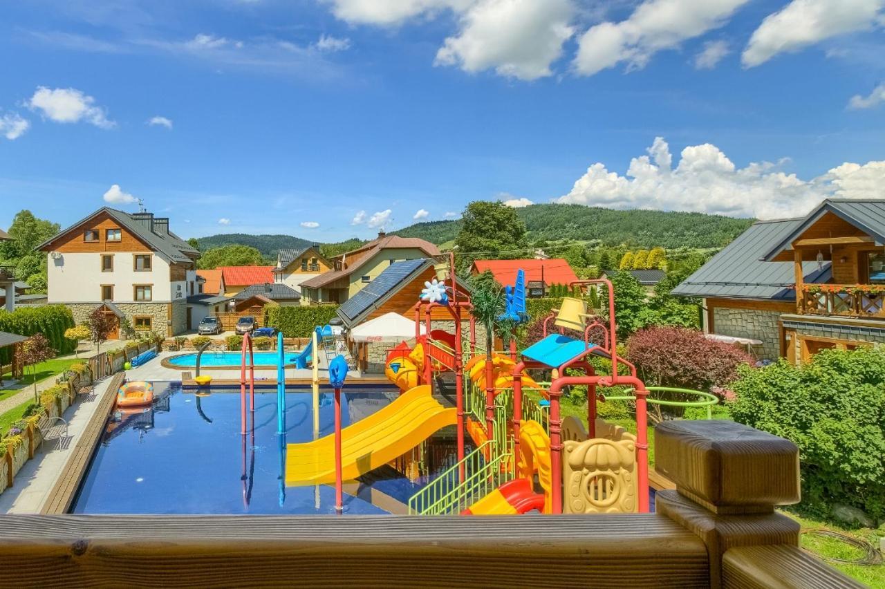 Villa Zrodlo & Spa Krynica Zdroj Buitenkant foto